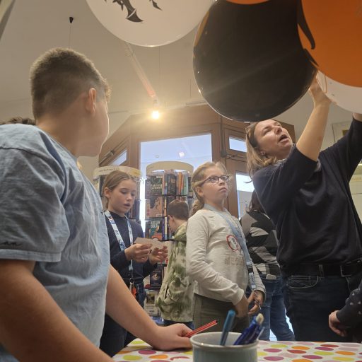 fd93ccf7-b147-425f-99b1-4571adb5a9db