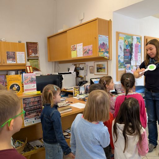 2bd5e51b-14b1-49a9-9c4c-45905dc7891b