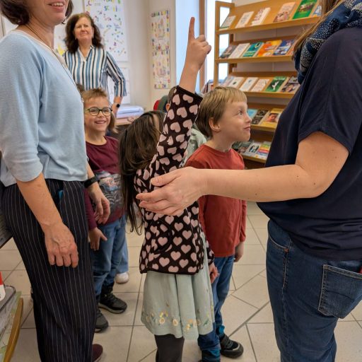 a01df2a9-8c3f-4004-b79a-96e6849213d8